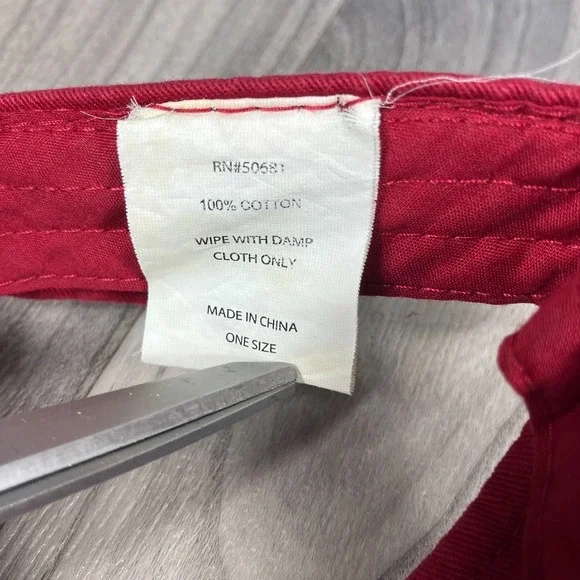 Wendy's‎ Golf Visor Cap One Size Red Dave Thomas Foundation Strapback - Picture 6 of 6